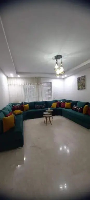 Cosy apartment with a pool near the beach