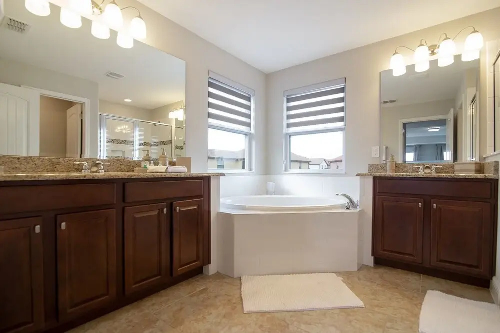 6BR 5BA Solterra Pool Home