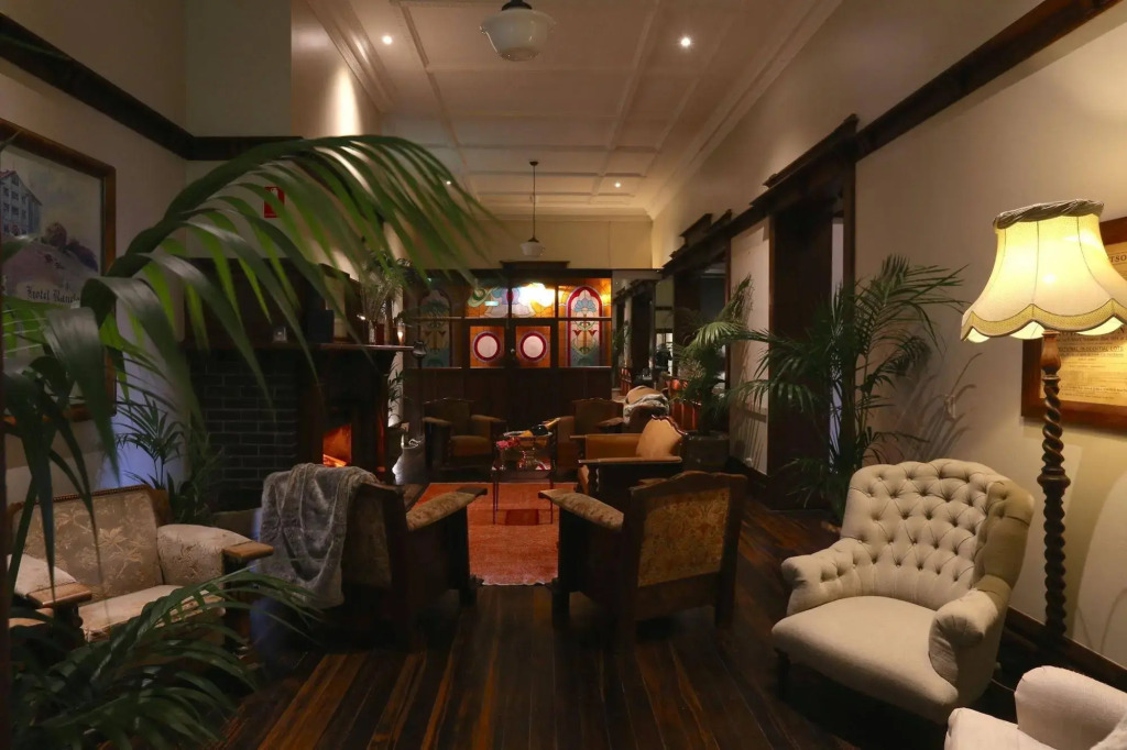 The Robertson Hotel