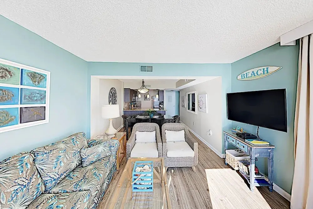 Oceanfront Crescent Sands Beach W/ Pool 3 Bedroom Condo