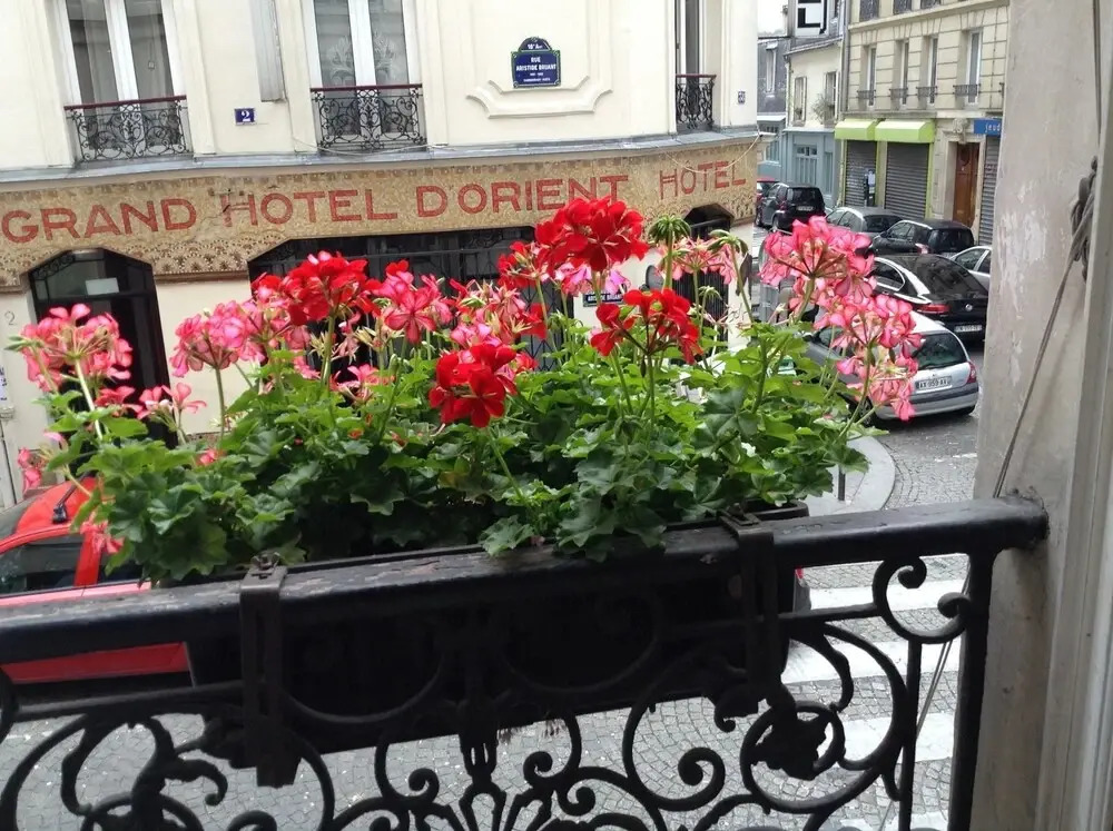 Studio in Paris, With Wonderful City View and Wifi