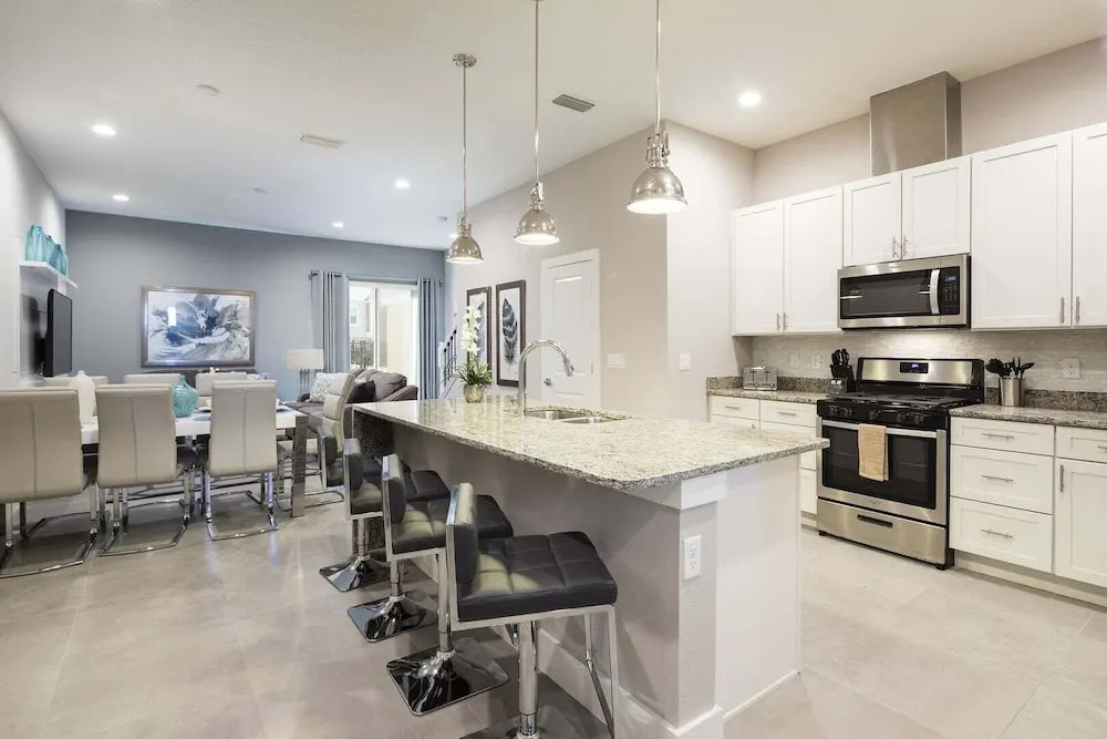 Precious Townhome BBQ 131