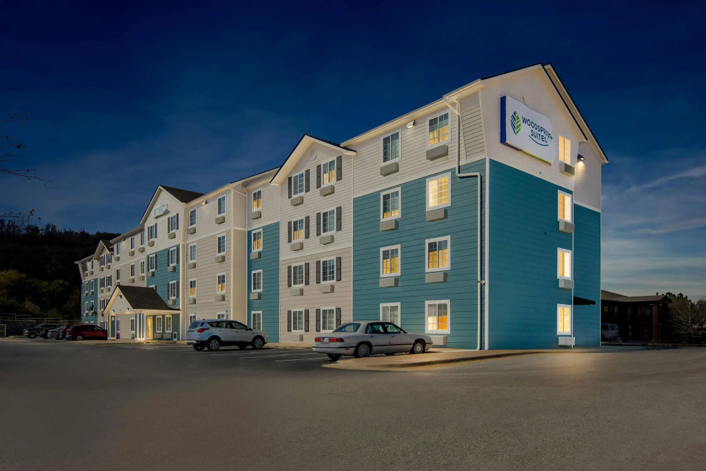 WoodSpring Suites Fayetteville I-49