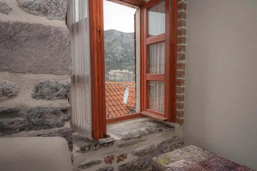 Antika Guesthouse