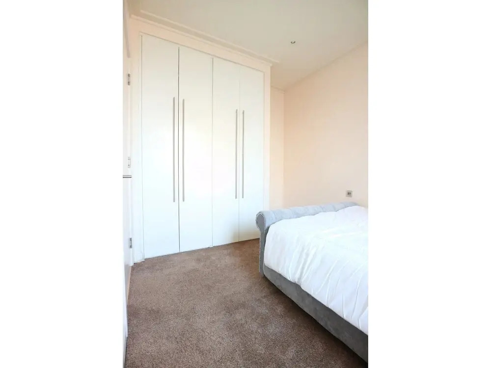 Breathtaking Modern Flat on the Dockside, Sleeps 6