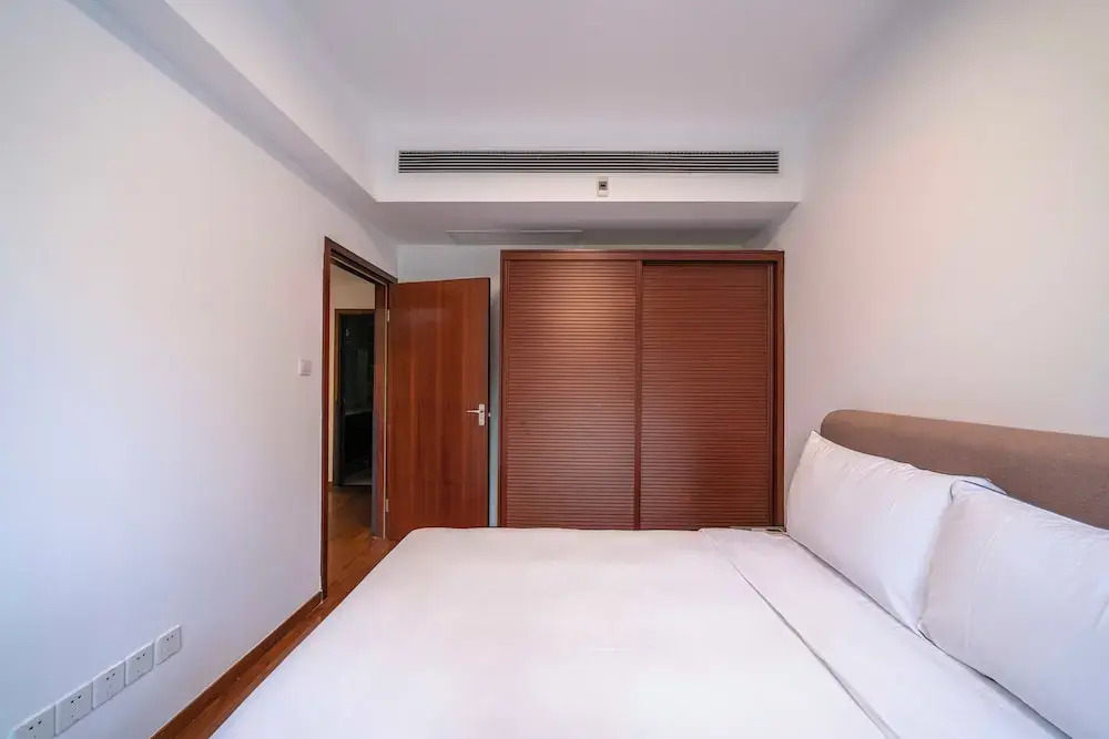 Tyms 2BR APT Lujiazui Renheng Riverside