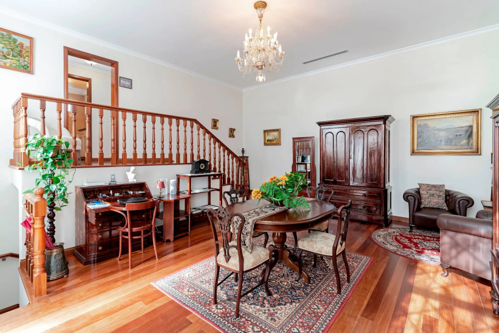 Secluded Tranquil Spacious Villa, Stunning Views, Heated Pool & A/C Theo'S