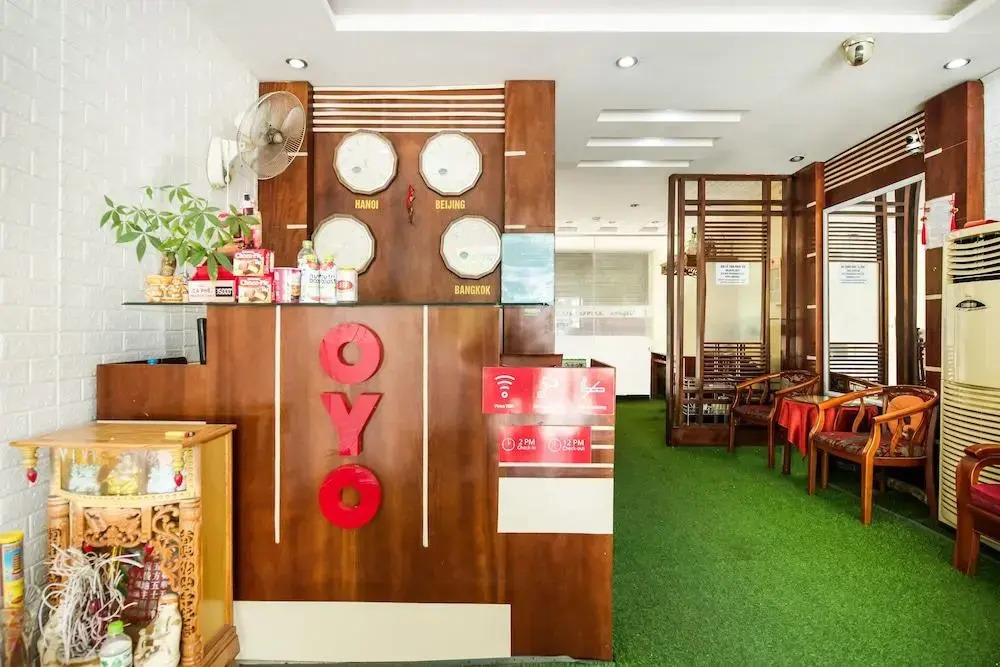 Oyo 434 Hoang Long Hotel