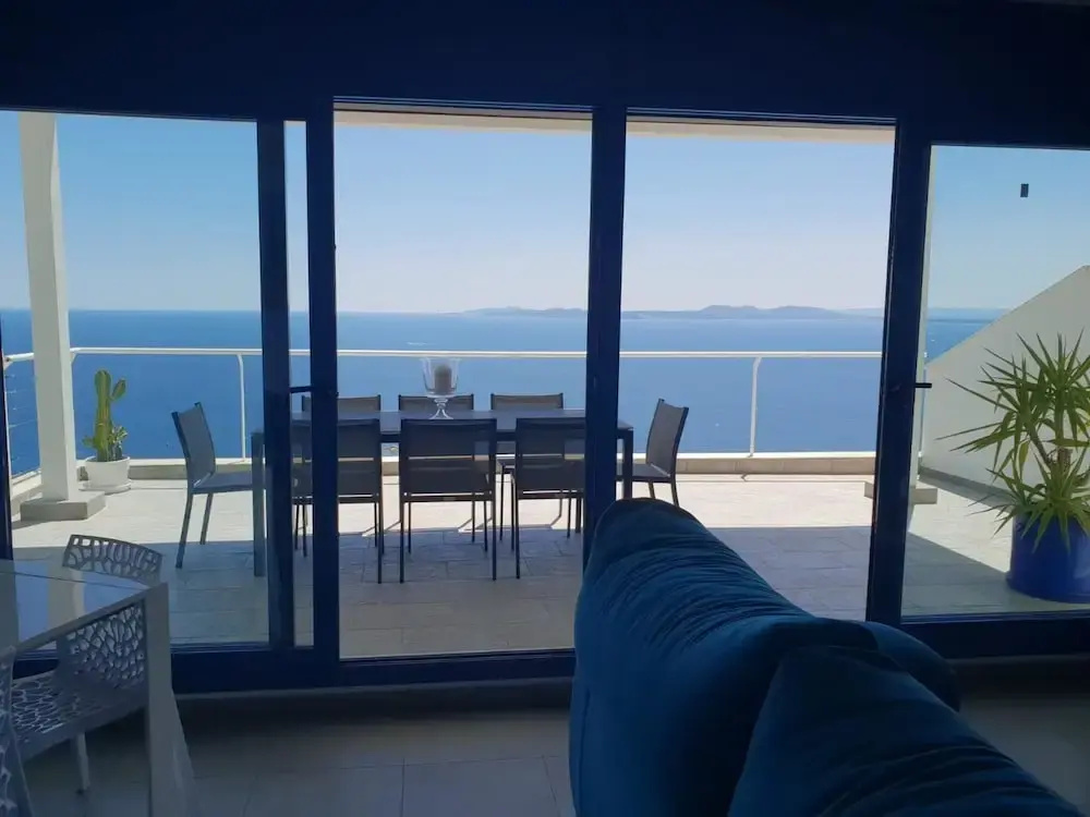 House With 3 Bedrooms in Roses, With Wonderful sea View, Private Pool, Furnished Terrace Near the Beach