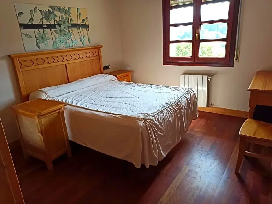 hotel gueñes