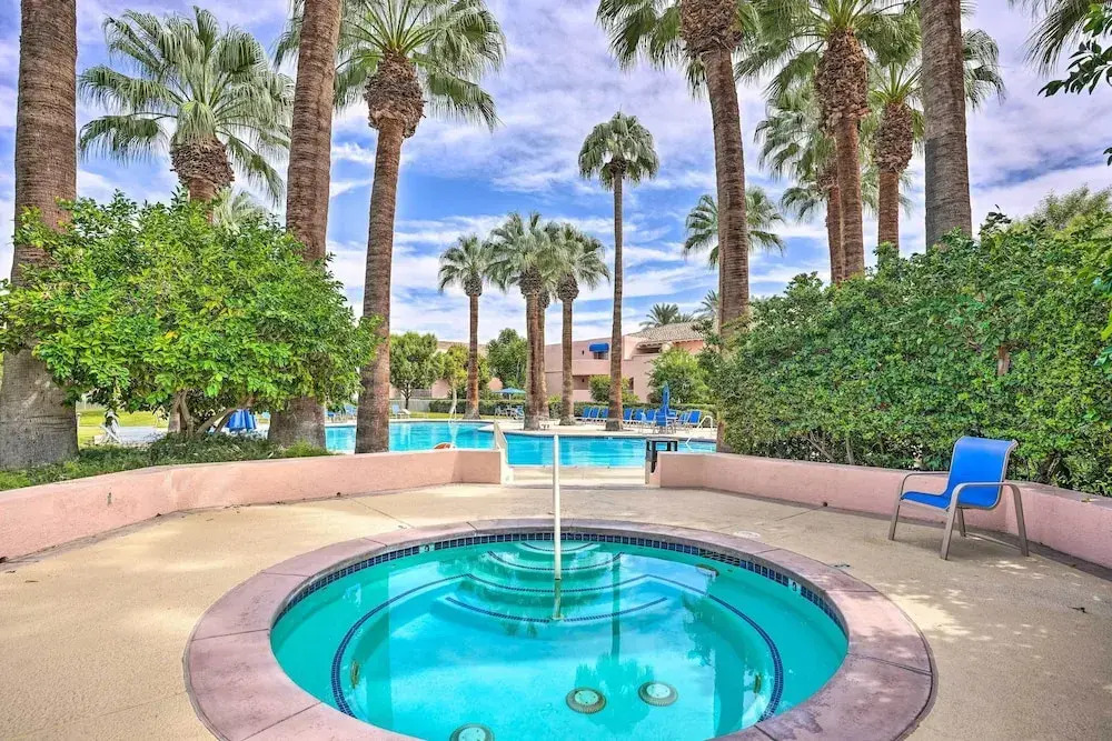 Resort Amenities: Updated Palm Springs Villa