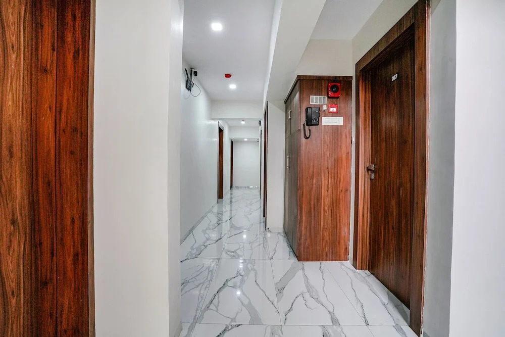 FabHotel New 7 Star