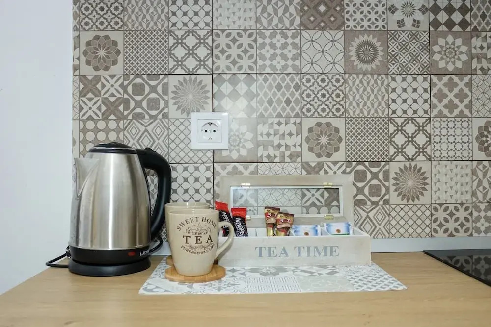 Riviera Park, Golden Sands 1-Bd Chic Apartment