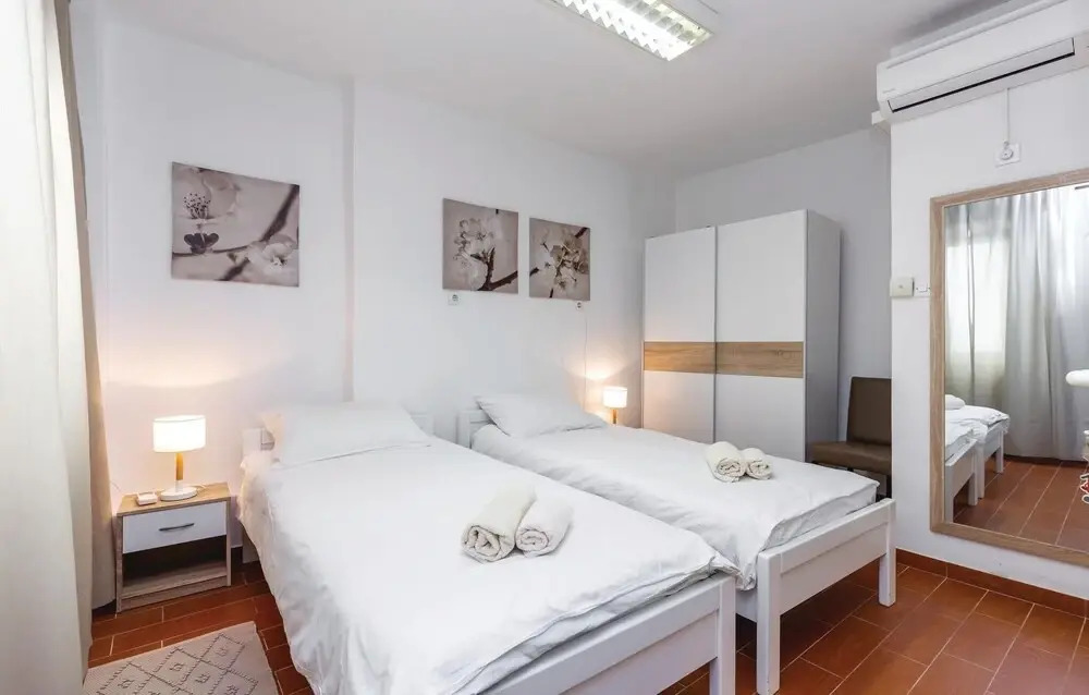 Nice Home in Kostrena With Wifi and 2 Bedrooms