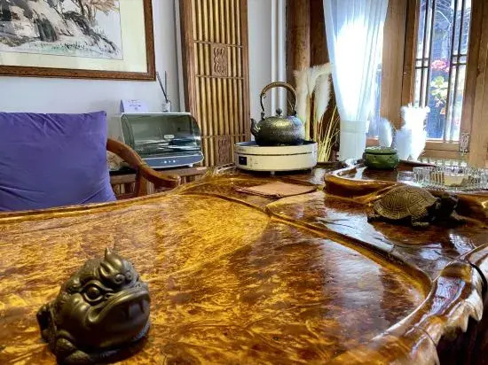 The Meow Blossom Inn (Lijiang Old Town)