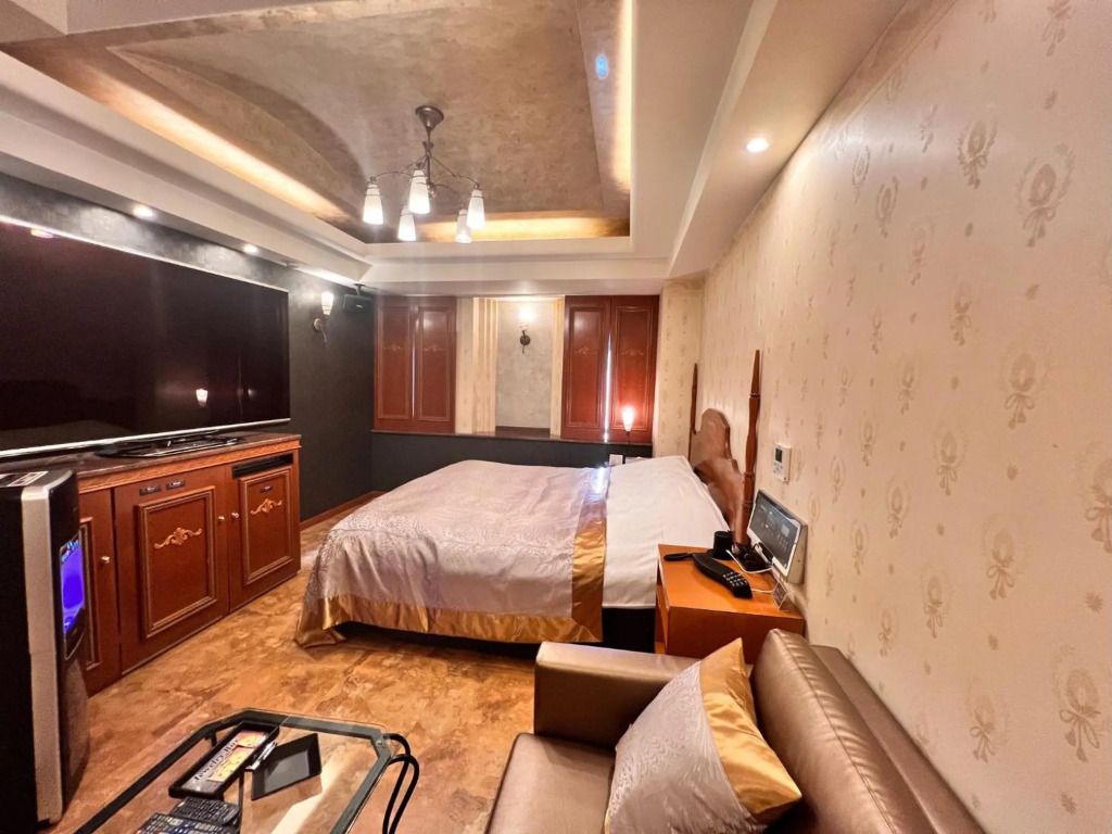 Hotel Crystal Gate Nagoya - Couple Hotel