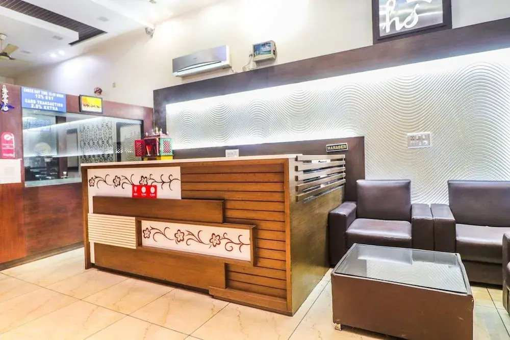 Oyo 31023 Hotel Sartaj
