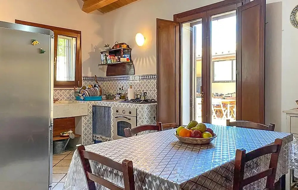 Stunning Home in Scicli With 3 Bedrooms and Wifi