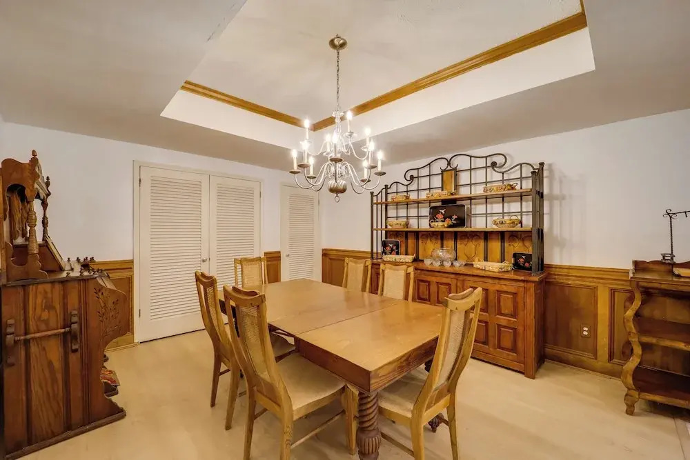 Immaculate Boone Villa w/ Entertainment Lounge