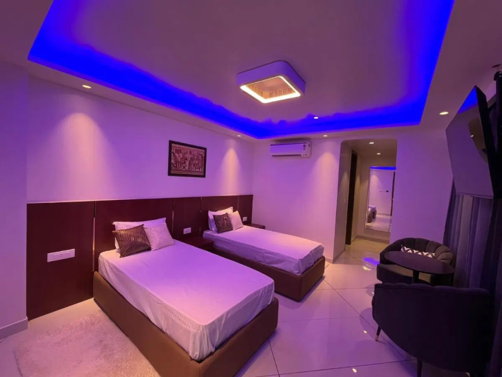 J60 Suites, Ashok Vihar - Near Netaji Subhash Place