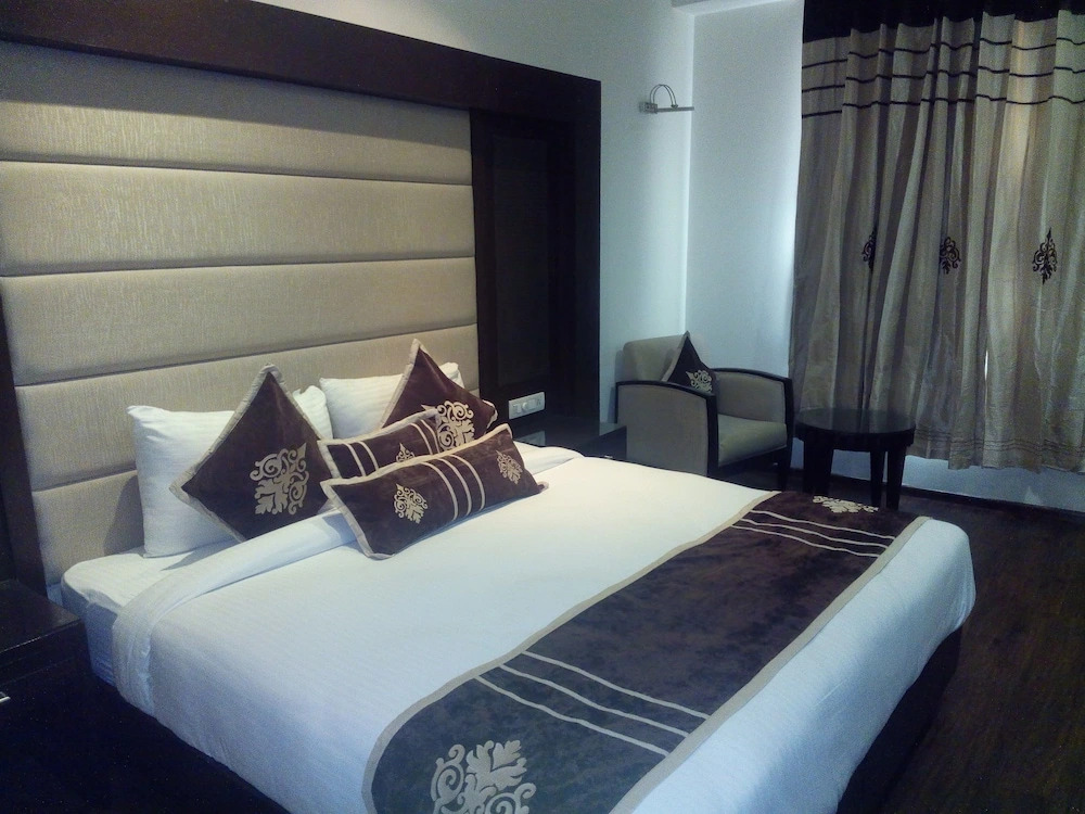 Clarks Inn Suites