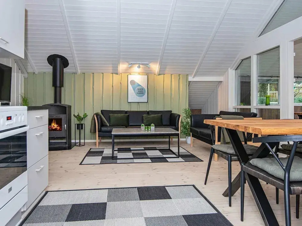 6 person holiday home in Hovborg-By Traum