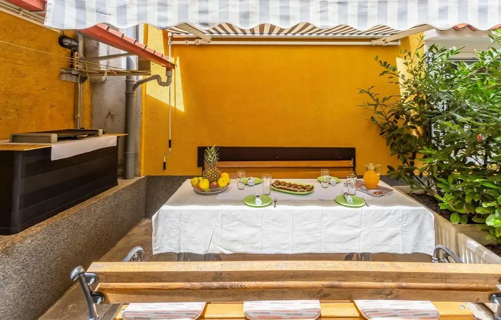 Stunning Apartment in Rijeka With Wifi and 2 Bedrooms