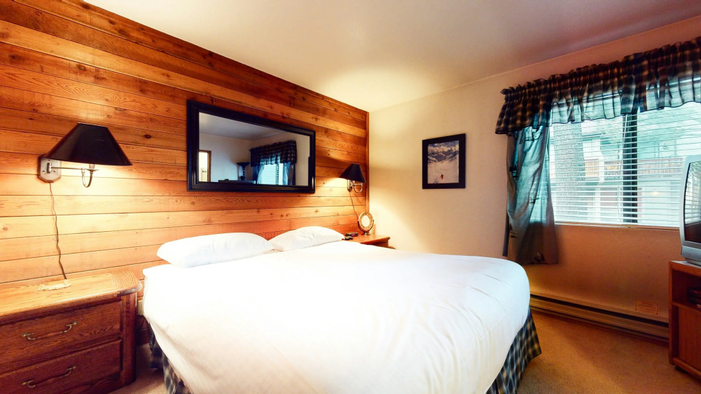 Mammoth Sierra Townhomes #26