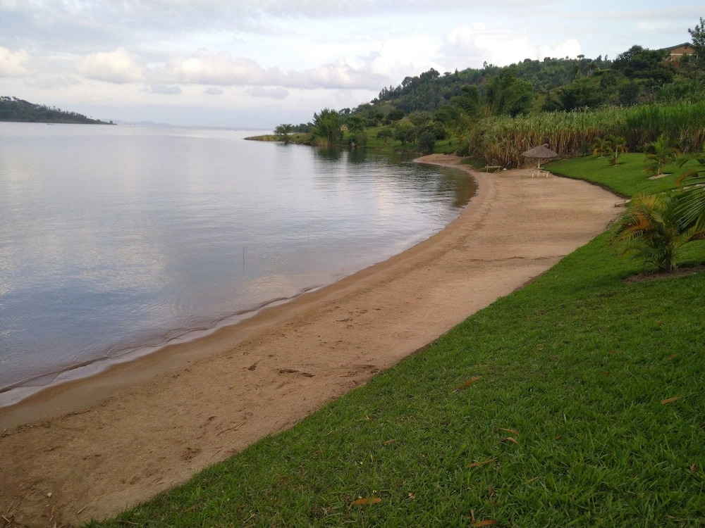 Palega Beach Inn