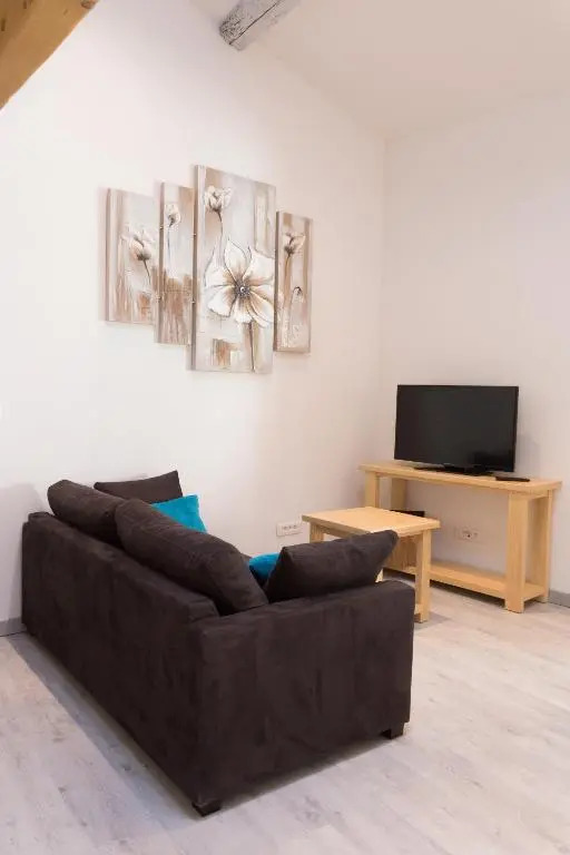 Grand studio à la nuitée