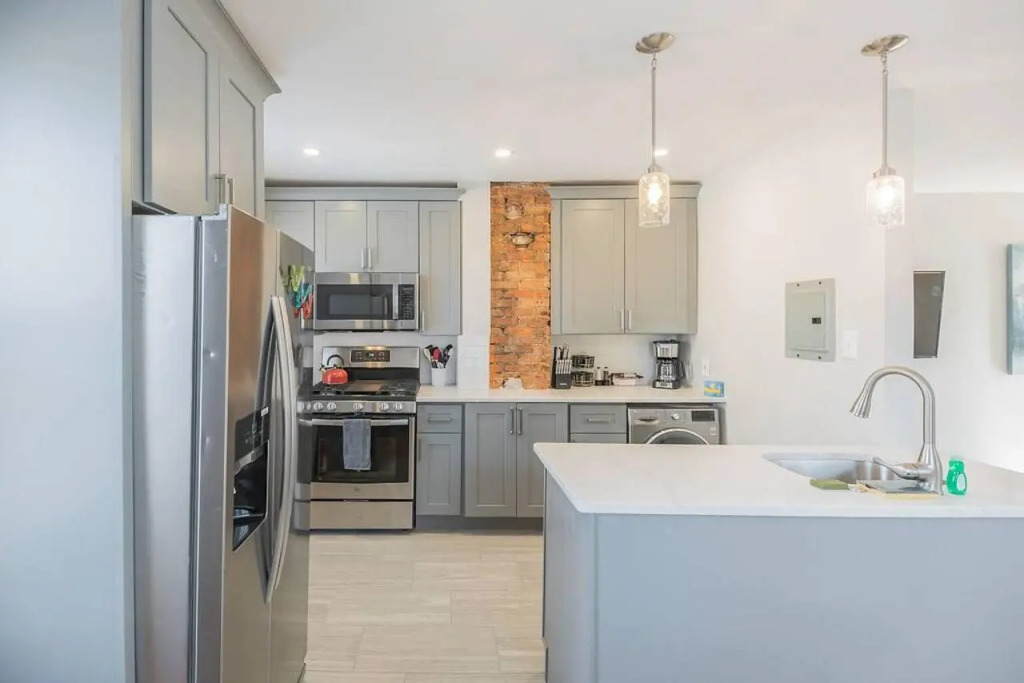 Unit 2 501 S 26th