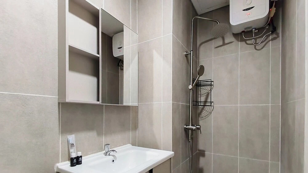 Studio Minimalist And Relaxing At Kyo Society Apartment