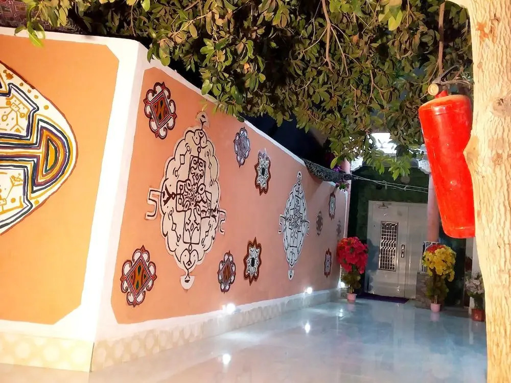 Hotel Raha