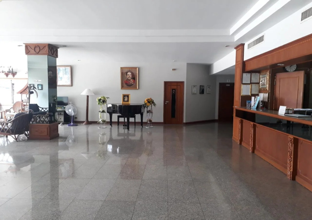 Green Palace Hotel