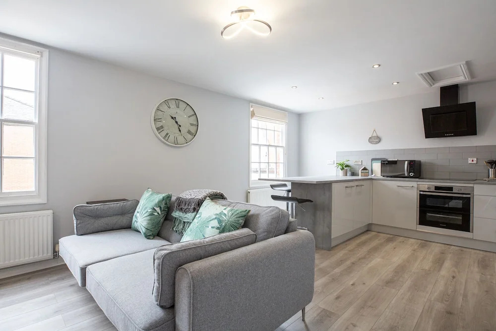 Castle Street Apartment