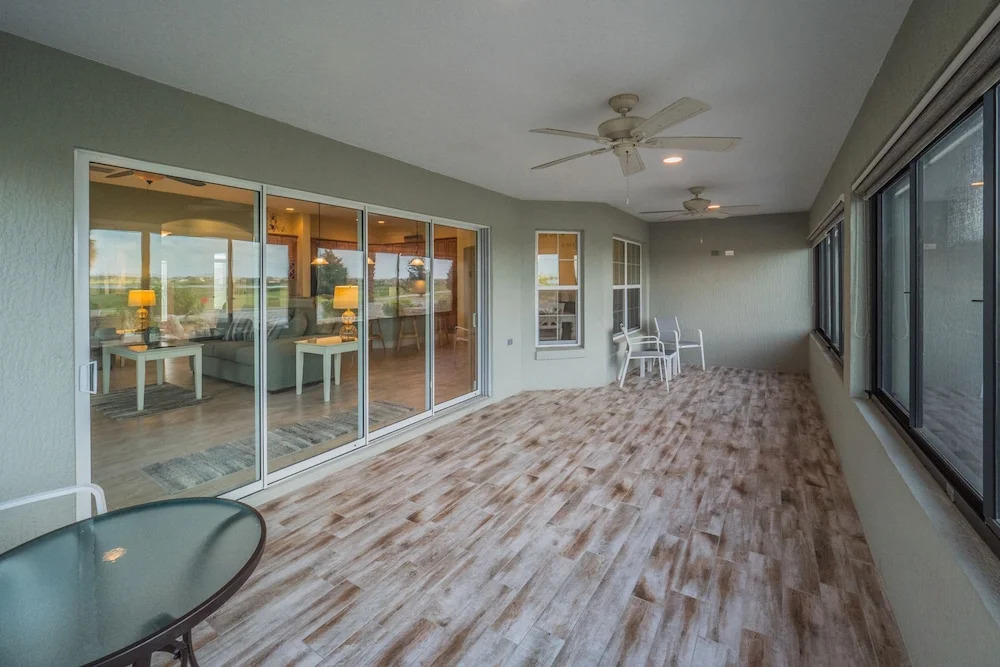 Gullberry Place 1626 by White Pelican VR