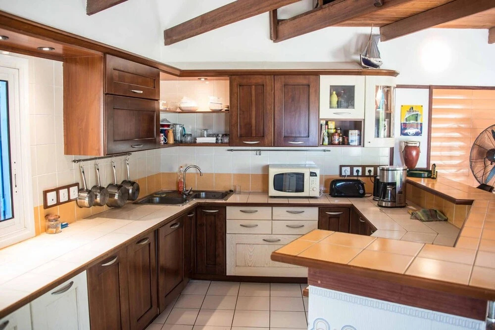 House with 2 Bedrooms in Saint-Pierre, with Wonderful Sea View, Furnished Terrace And Wifi
