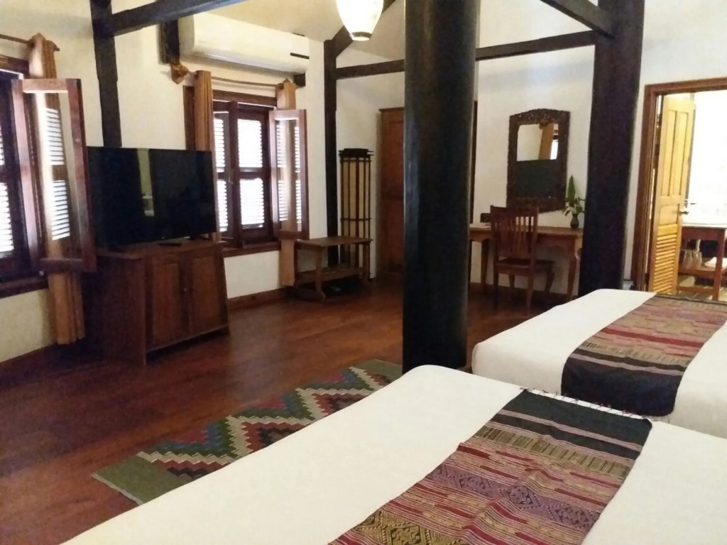 Royal Peacock Boutique Hotel