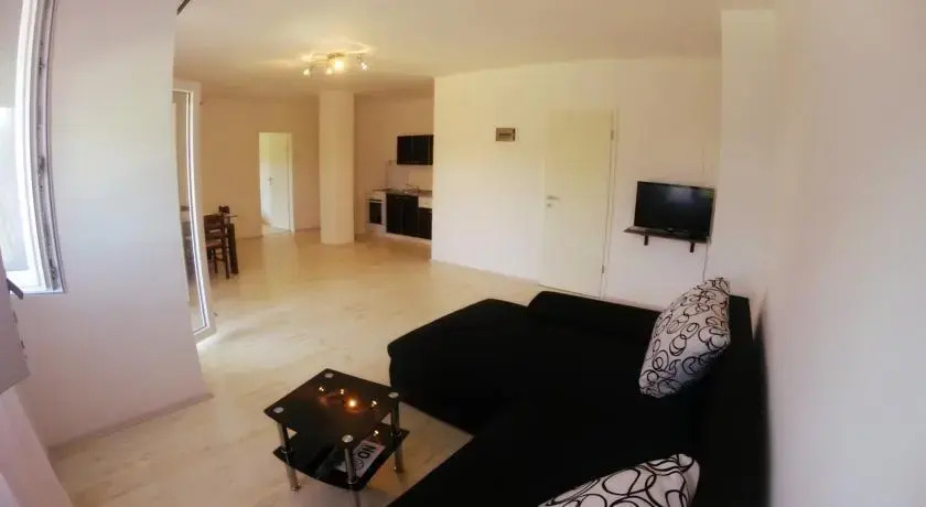 Apartments Nina