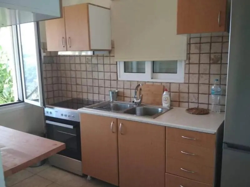 Six Blossoms 2 bedroom apartment !