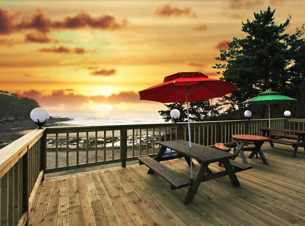 Taean Caribbean Heart Pension