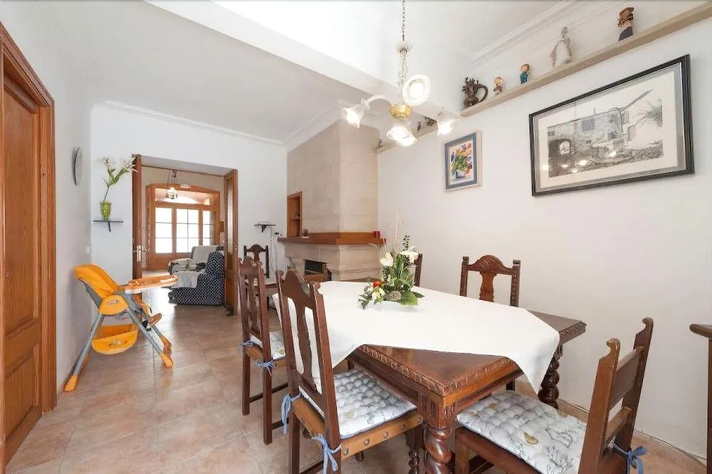 Ses Muralles Boutique House