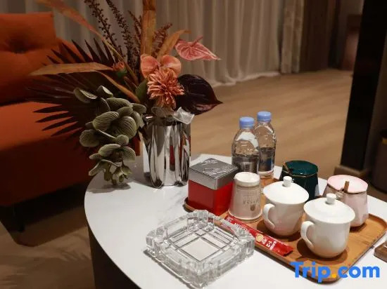 Yuekelai Hotel Ruili