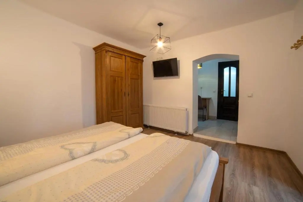 Gloria Apartments