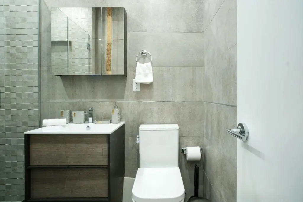 317-2d Brand New Modern 1BR W D Near Central Park