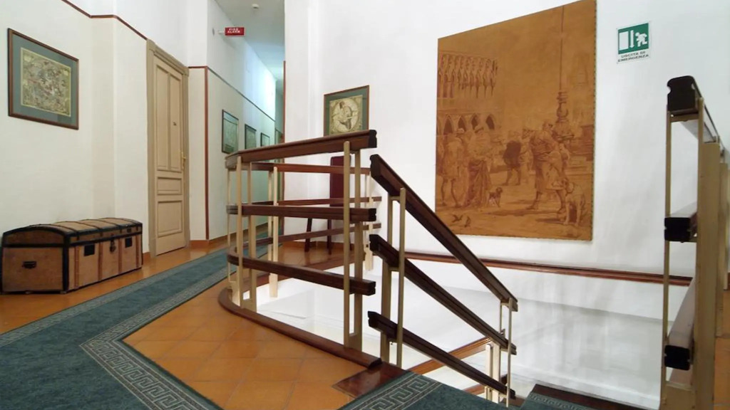 Rex Lifestyle Hotel