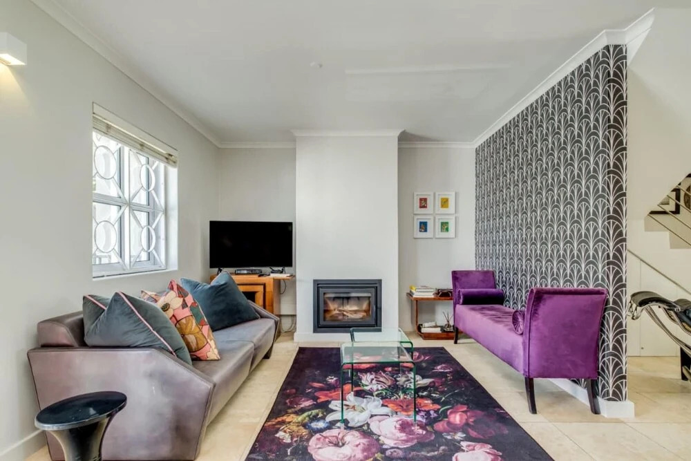 Eclectic Apartment in the Bustling De Waterkant 209 DWP
