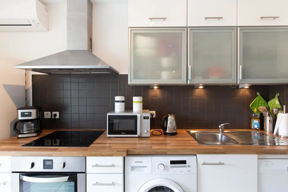 SHERIDAN Apartment 1