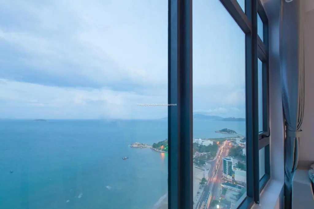 Beachfront House Nha Trang