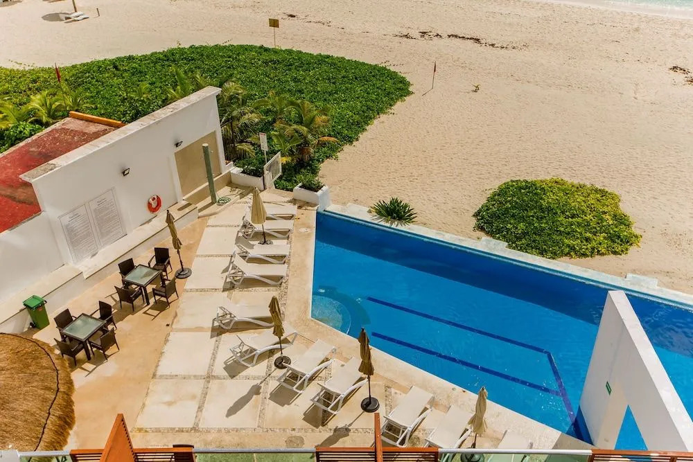 Condominio Girasol Zona Hotelera